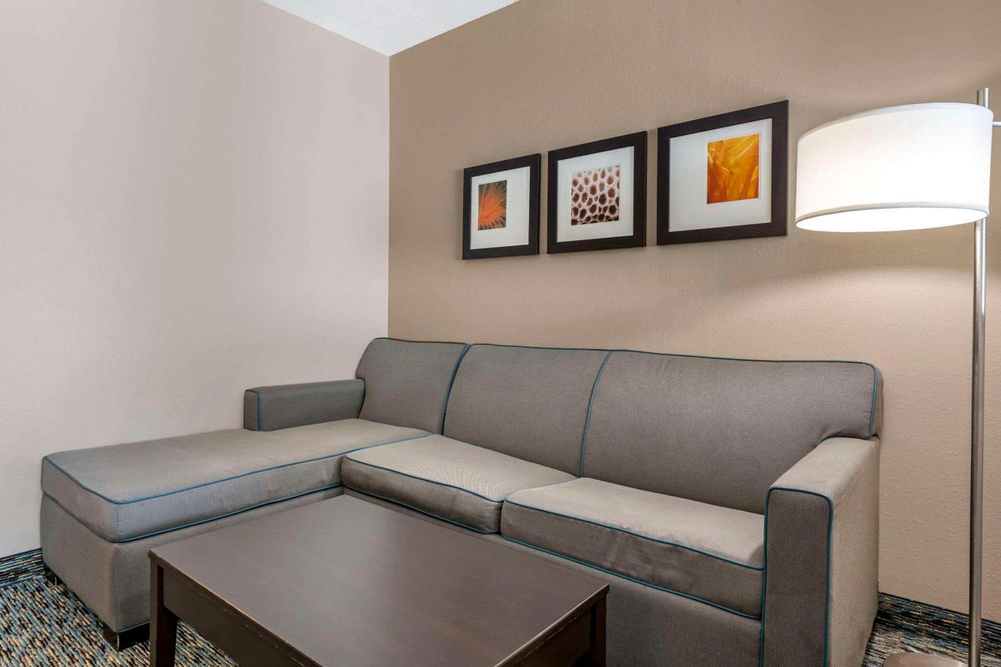 Hotel Comfort Lauderdale Airport South & Cruise Port