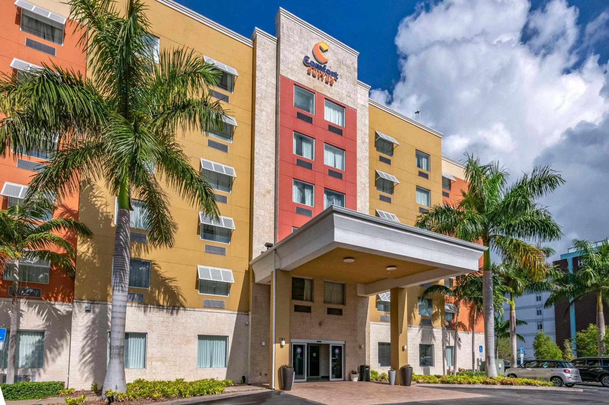 Comfort Lauderdale Airport South & Cruise Port Hotel
