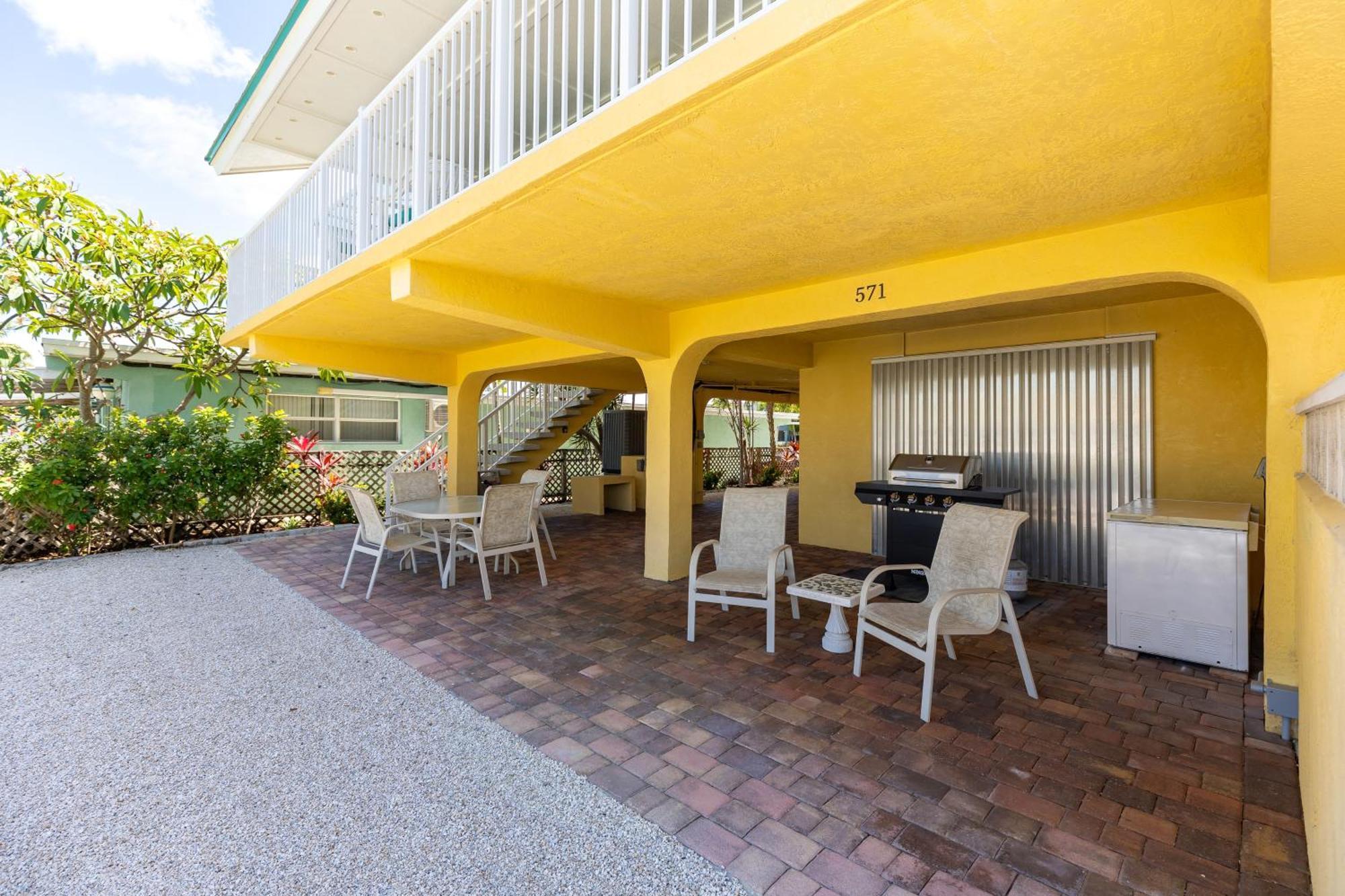 Canal-side Charisma Holiday home Key Colony Beach