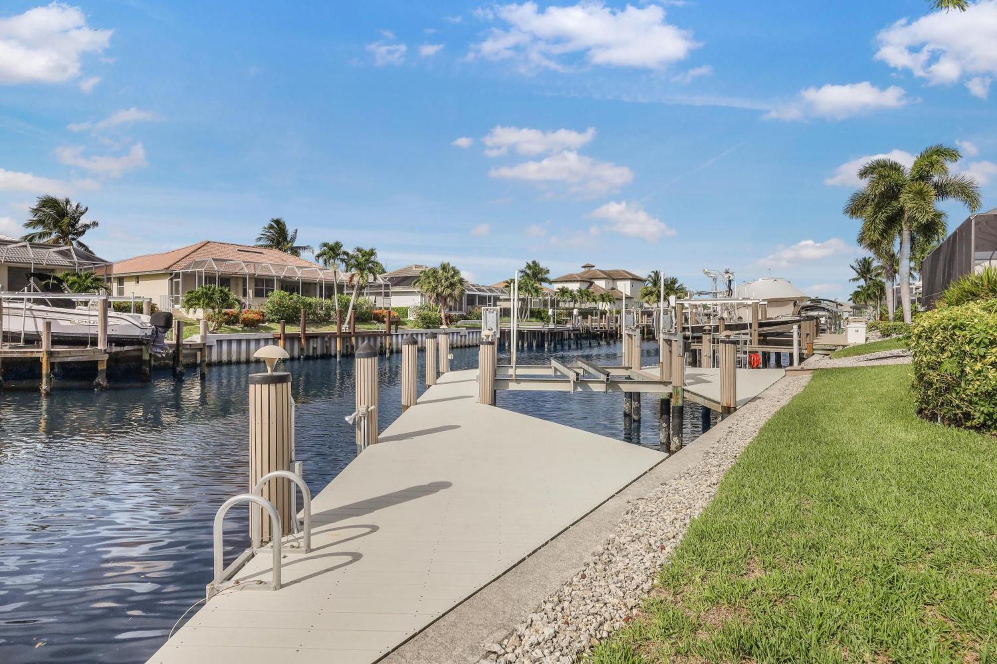 768 Sea Court * Marco Island