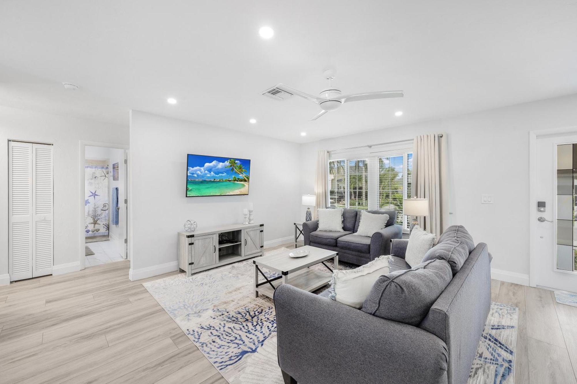 768 Sea Court Holiday home