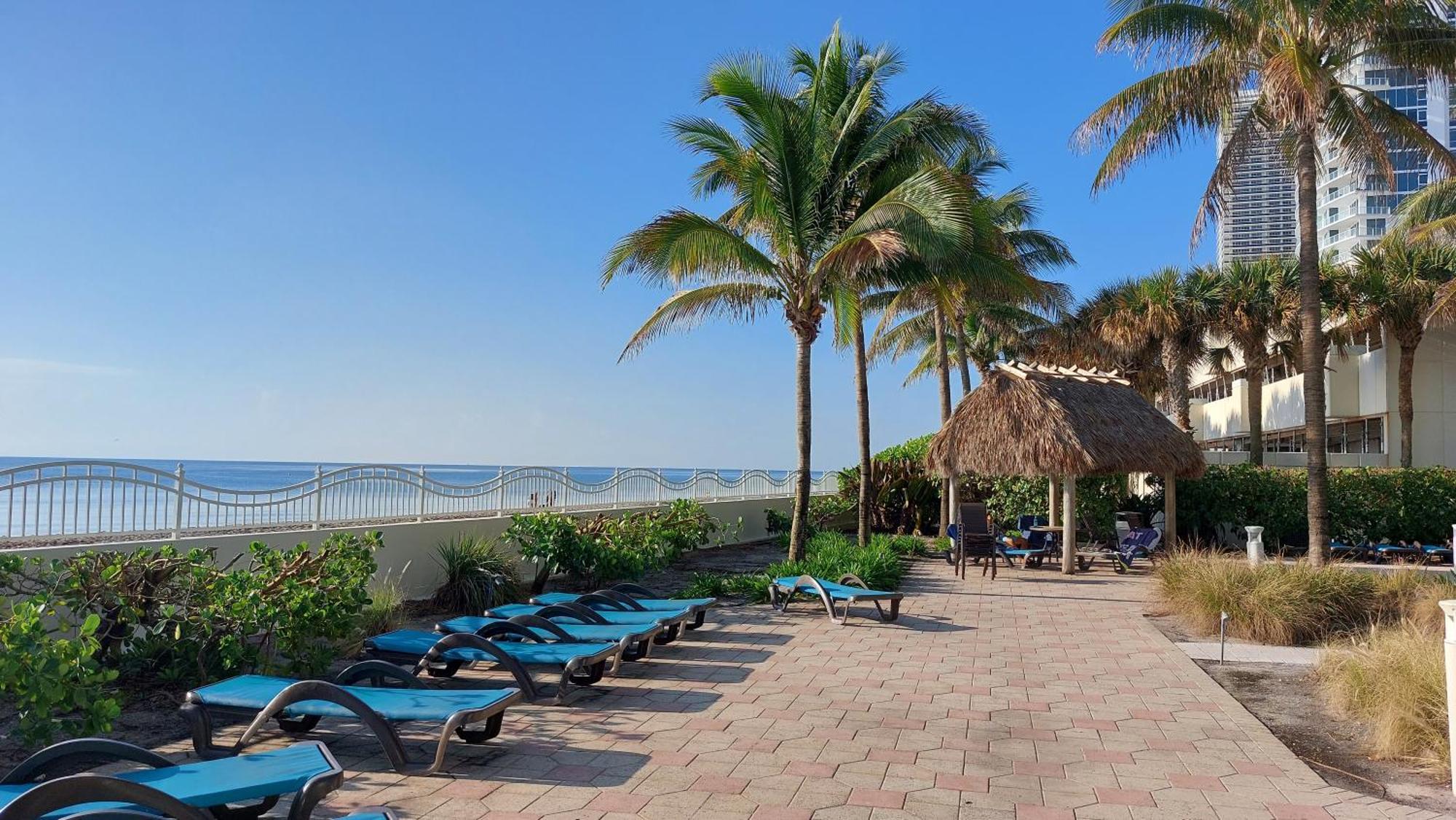 The Tides 2 Bedrooms 9th Floor We Are On The Beach! Apartment Hollywood