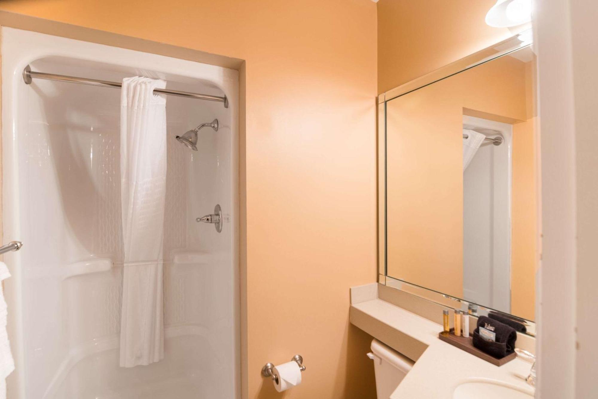 Hotel The Port And Cottages, Ascend Collection