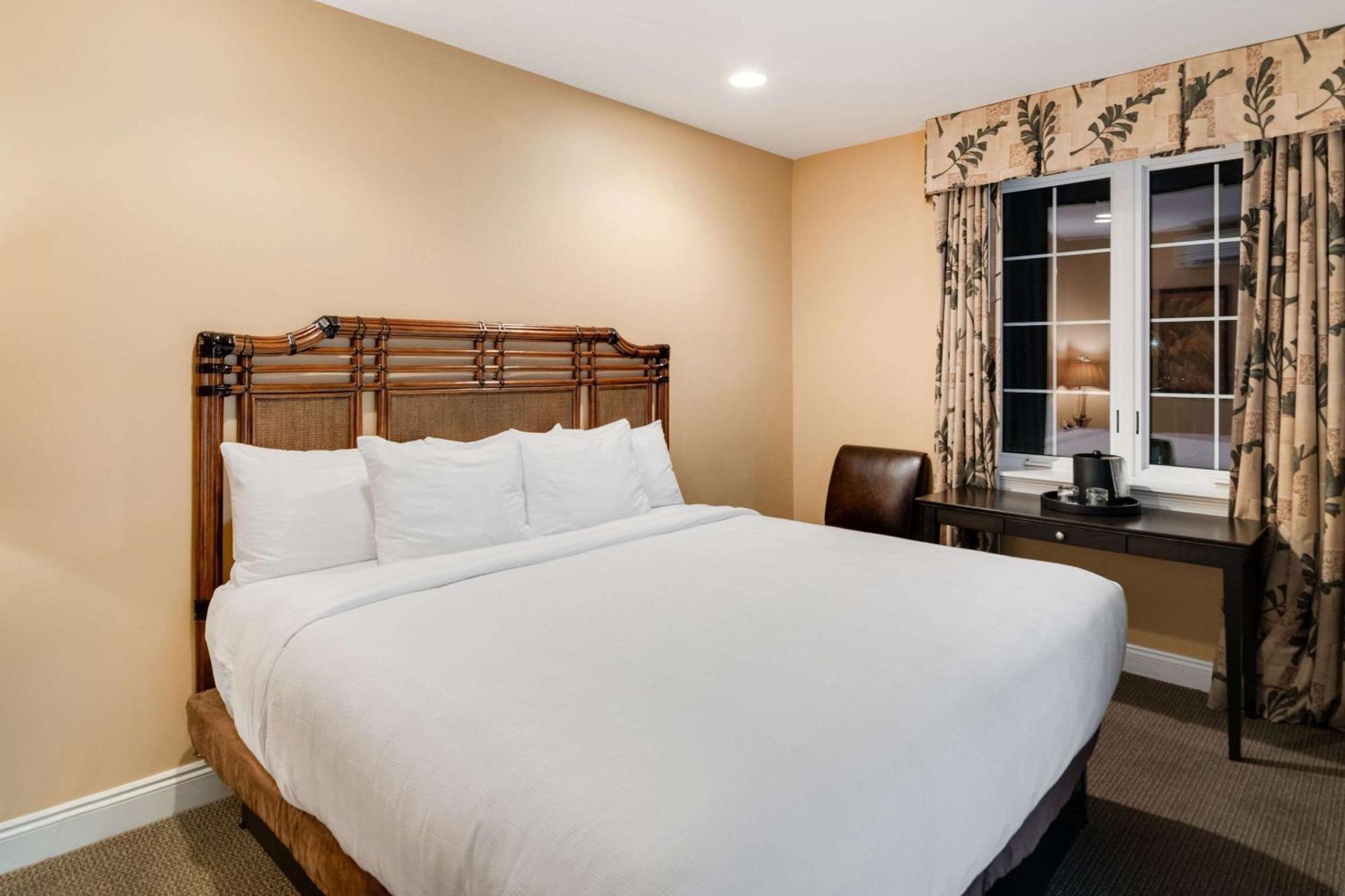 Hotel The Port And Cottages, Ascend Collection 4*