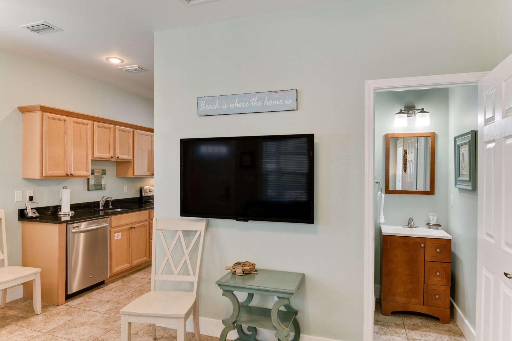 The Port And Cottages, Ascend Collection