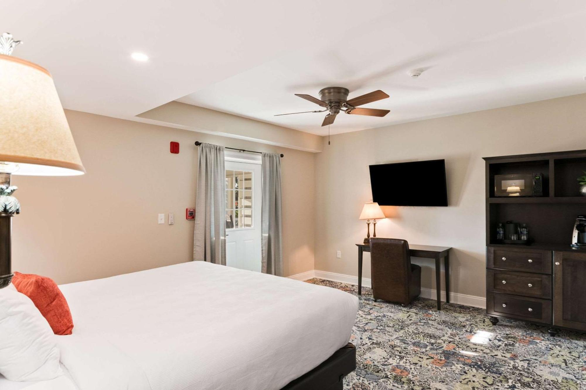 The Port And Cottages, Ascend Collection Hotel