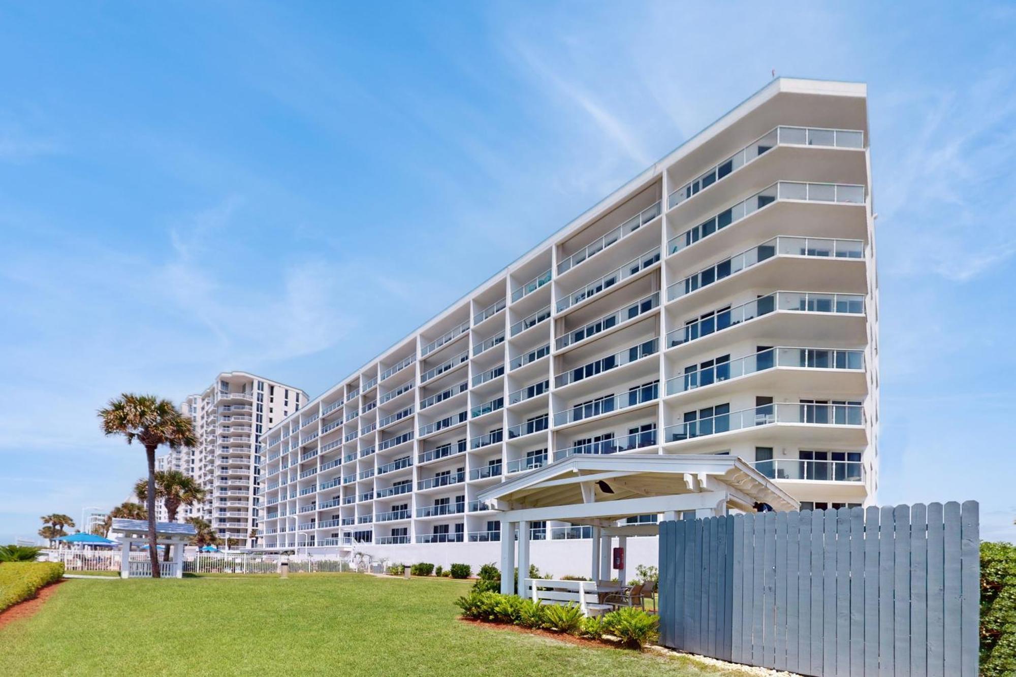 Sterling Sands Apartment
