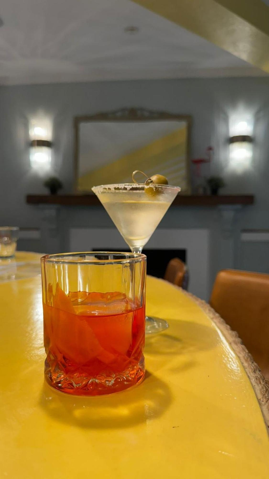 Peninsula Bed & Cocktails Hotel 4*