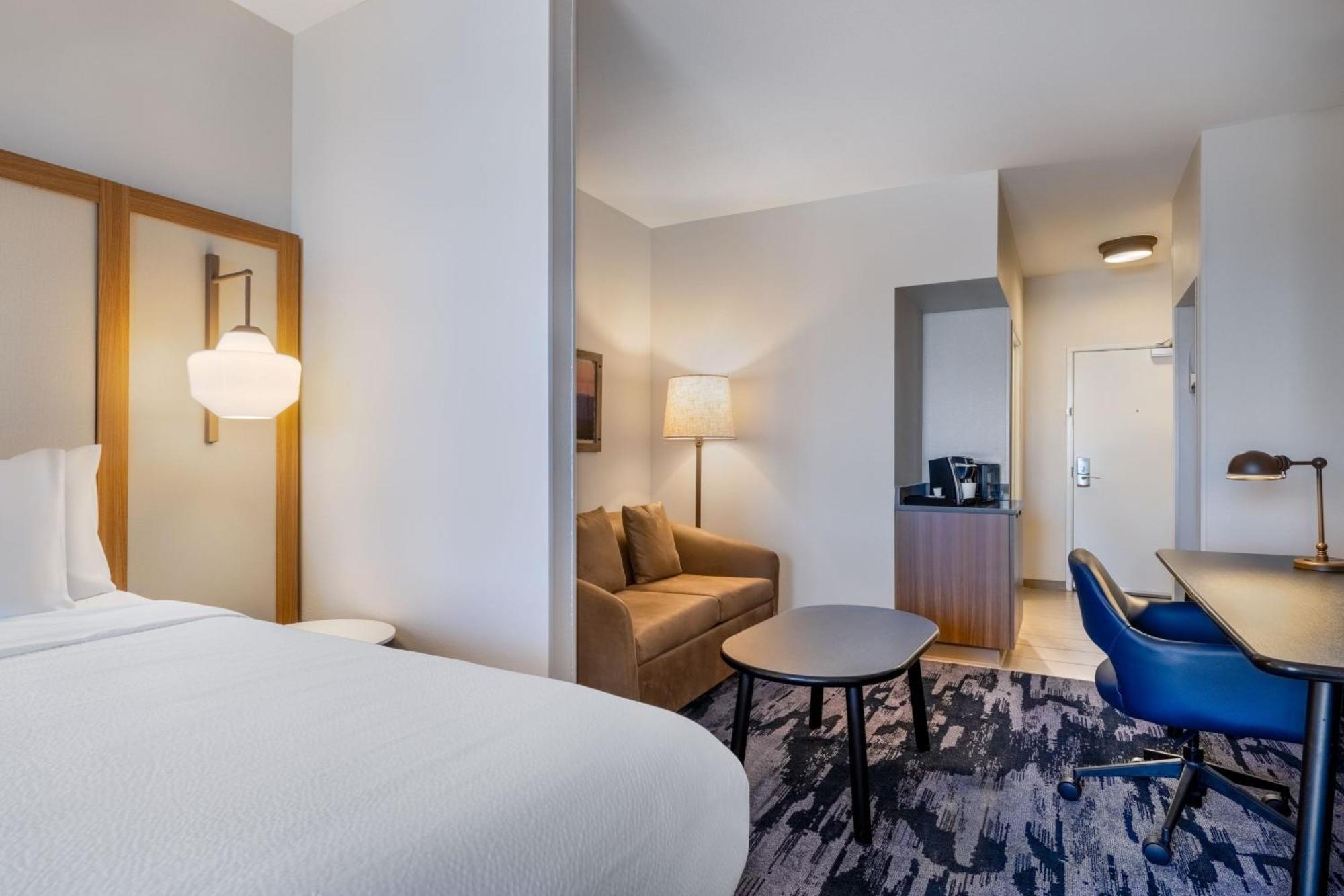 Hotel Fairfield & By Marriott Walton Hurlburt Area
