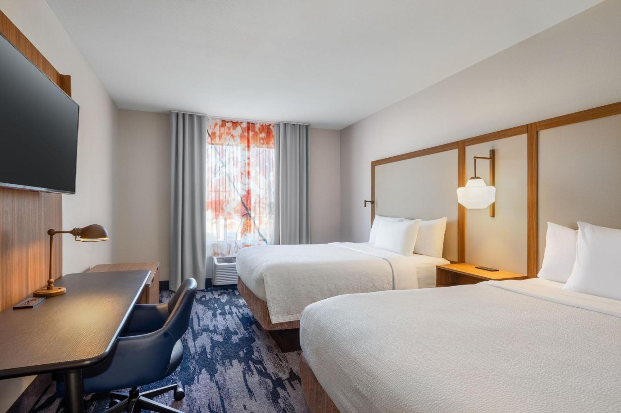 Fairfield & By Marriott Walton Hurlburt Area Hotel 2*