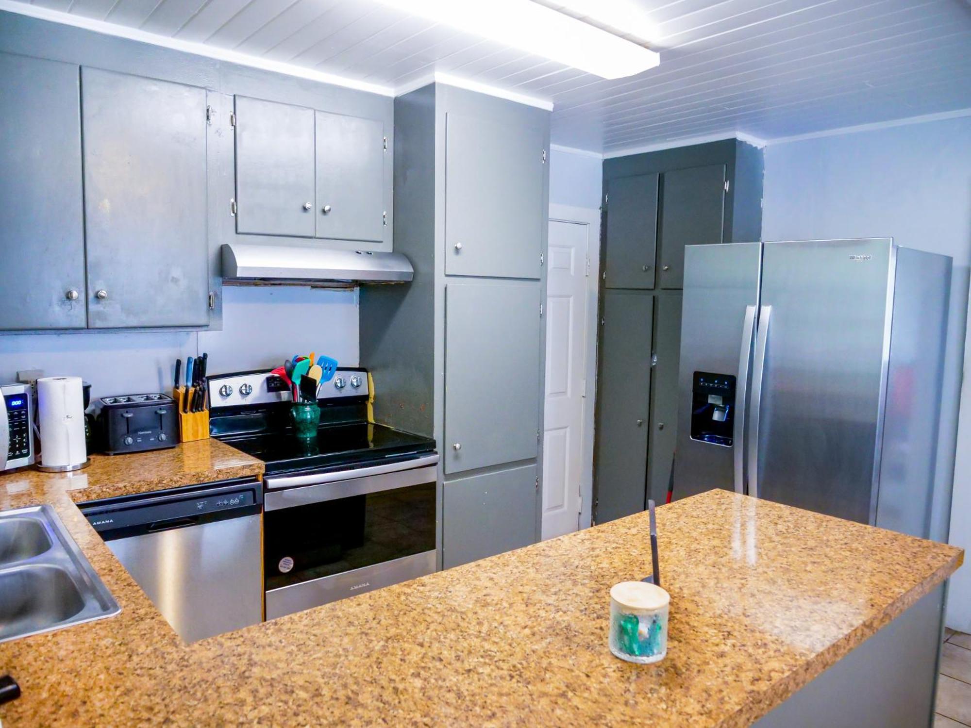Private In With Fenced Yard, Piano, Location, Pets Welcome Ocala