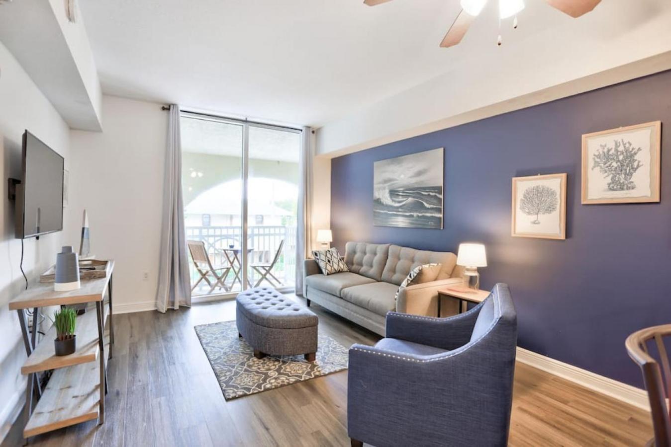 1br Rooftop Pool-10 Min Walk To Holiday home