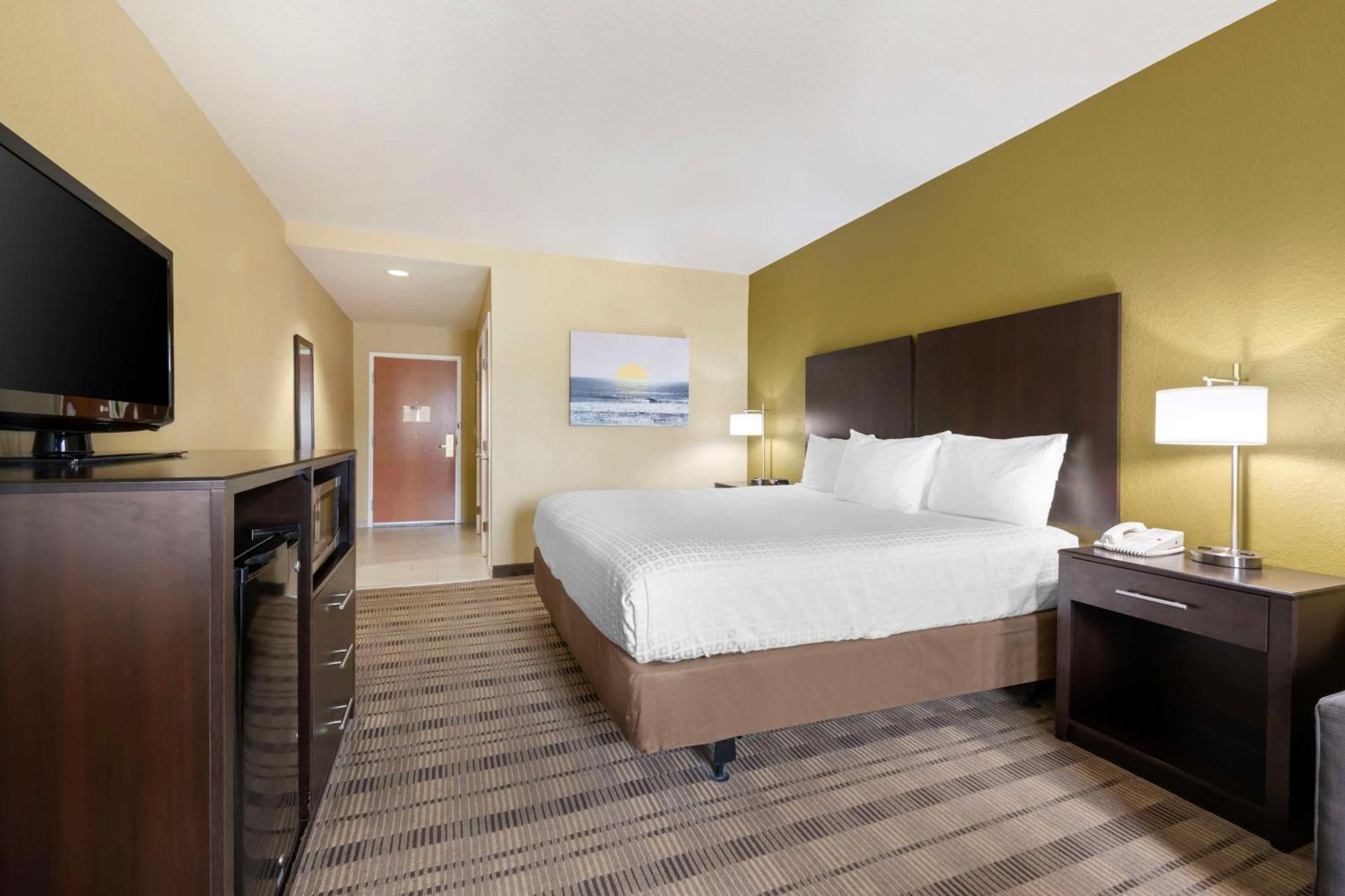 Hotel Western Edgewater 3*