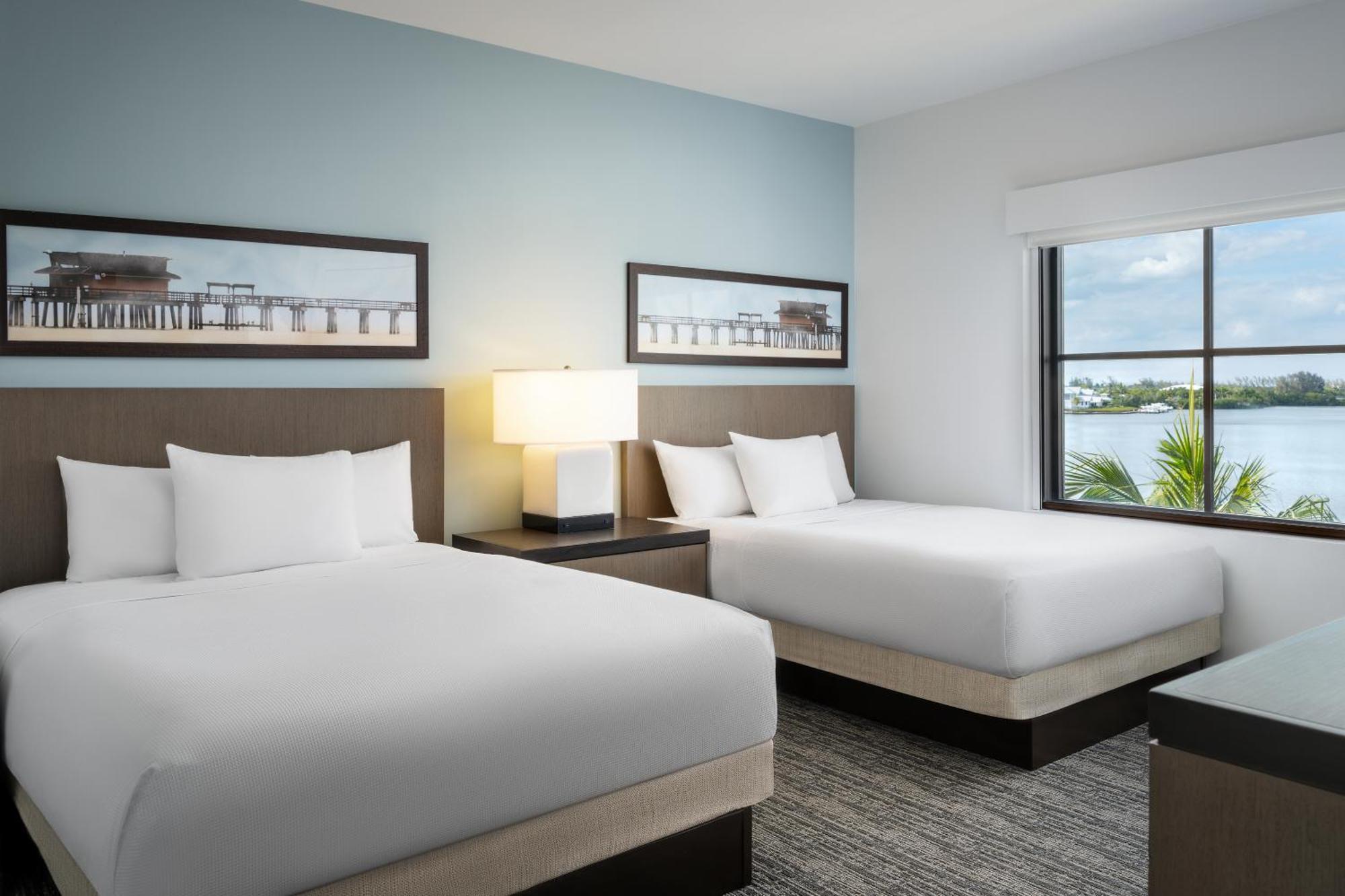 Hyatt House 5th Avenue Hotel 3*