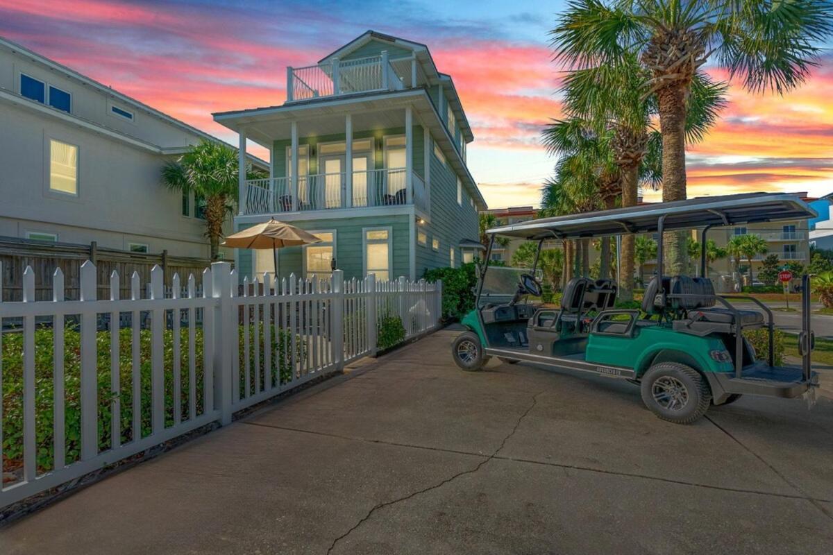 Holiday home Crystal Tower Free Golf Cart Private Pool