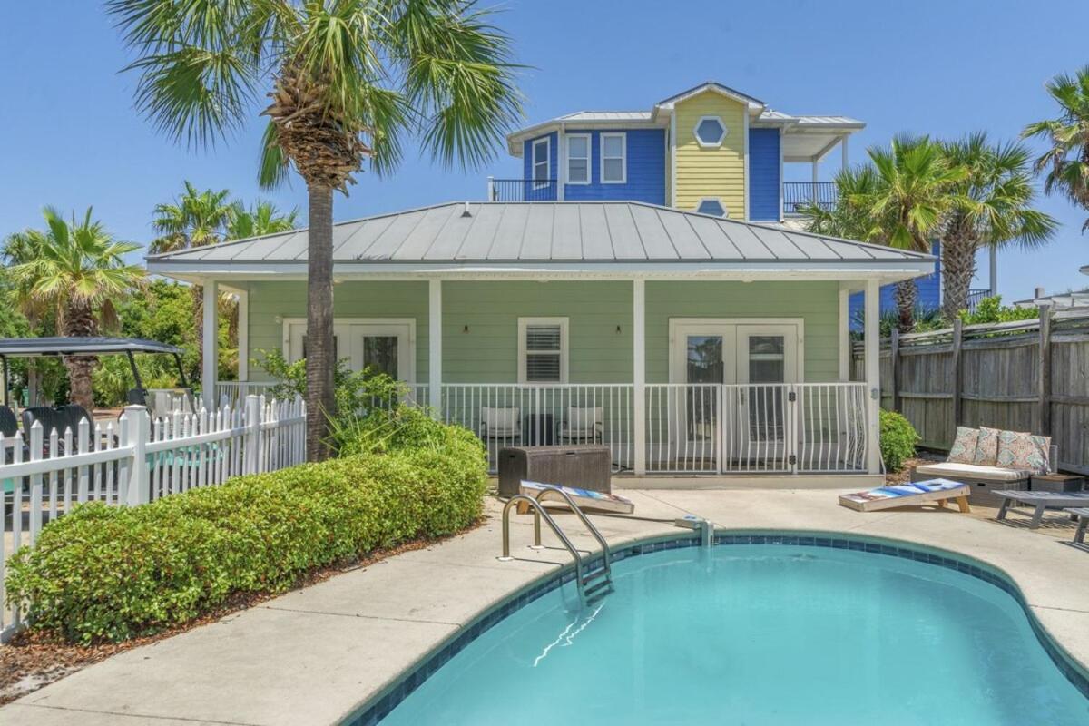 Crystal Tower Free Golf Cart Private Pool Holiday home *
