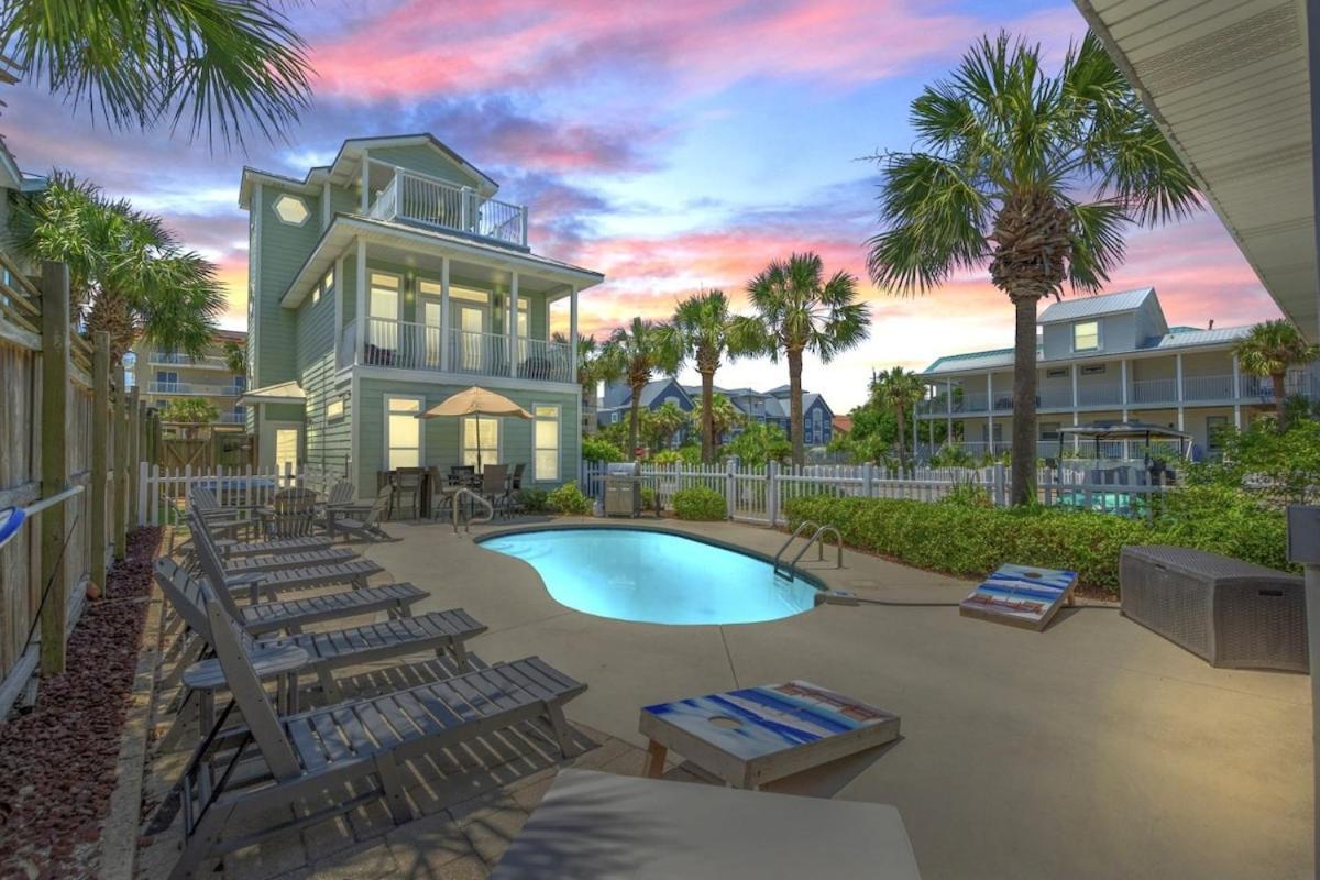 Crystal Tower Free Golf Cart Private Pool Holiday home *