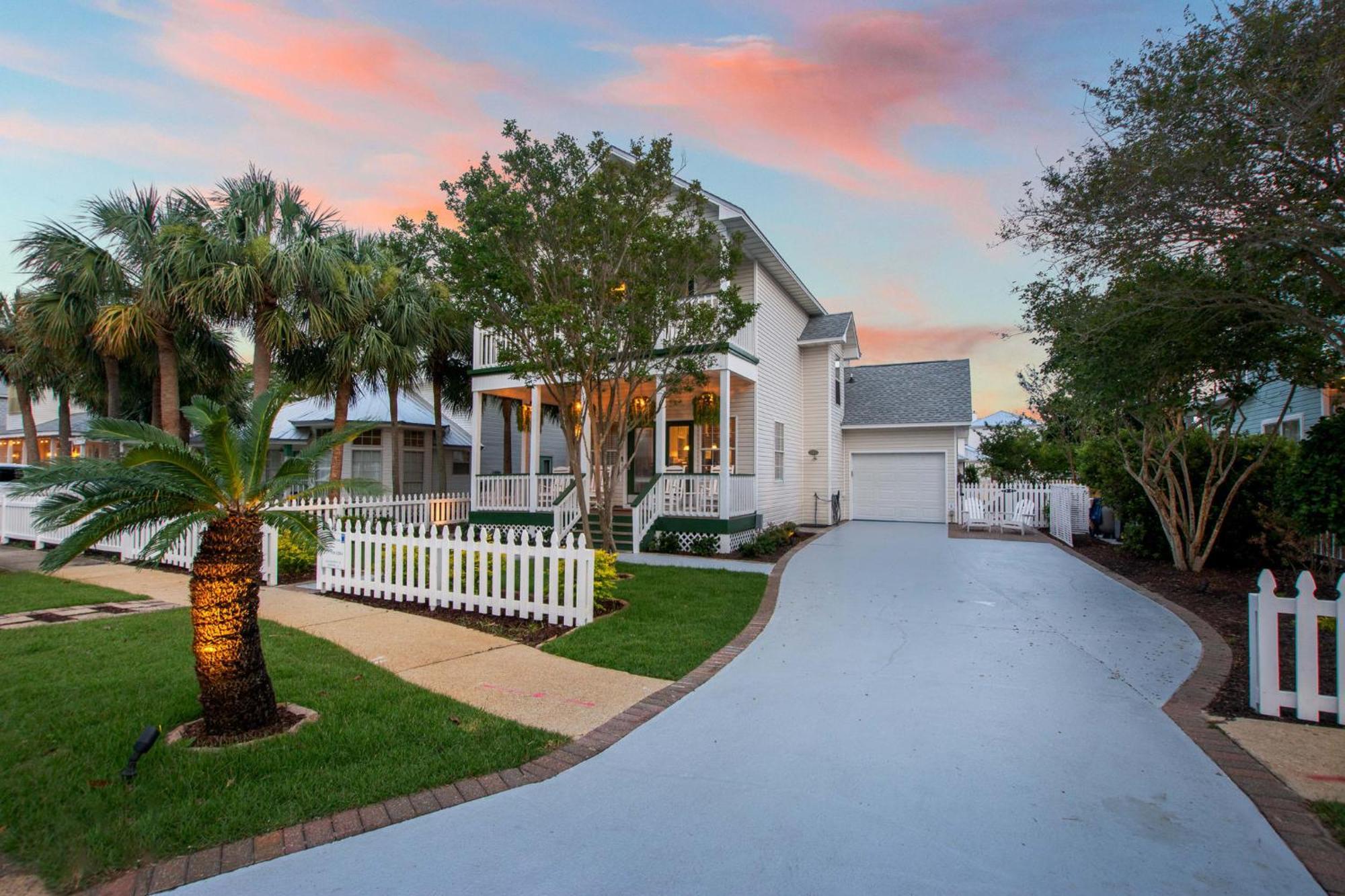 Holiday home The Charleston Free Golf Cart Priv Pool Oasis