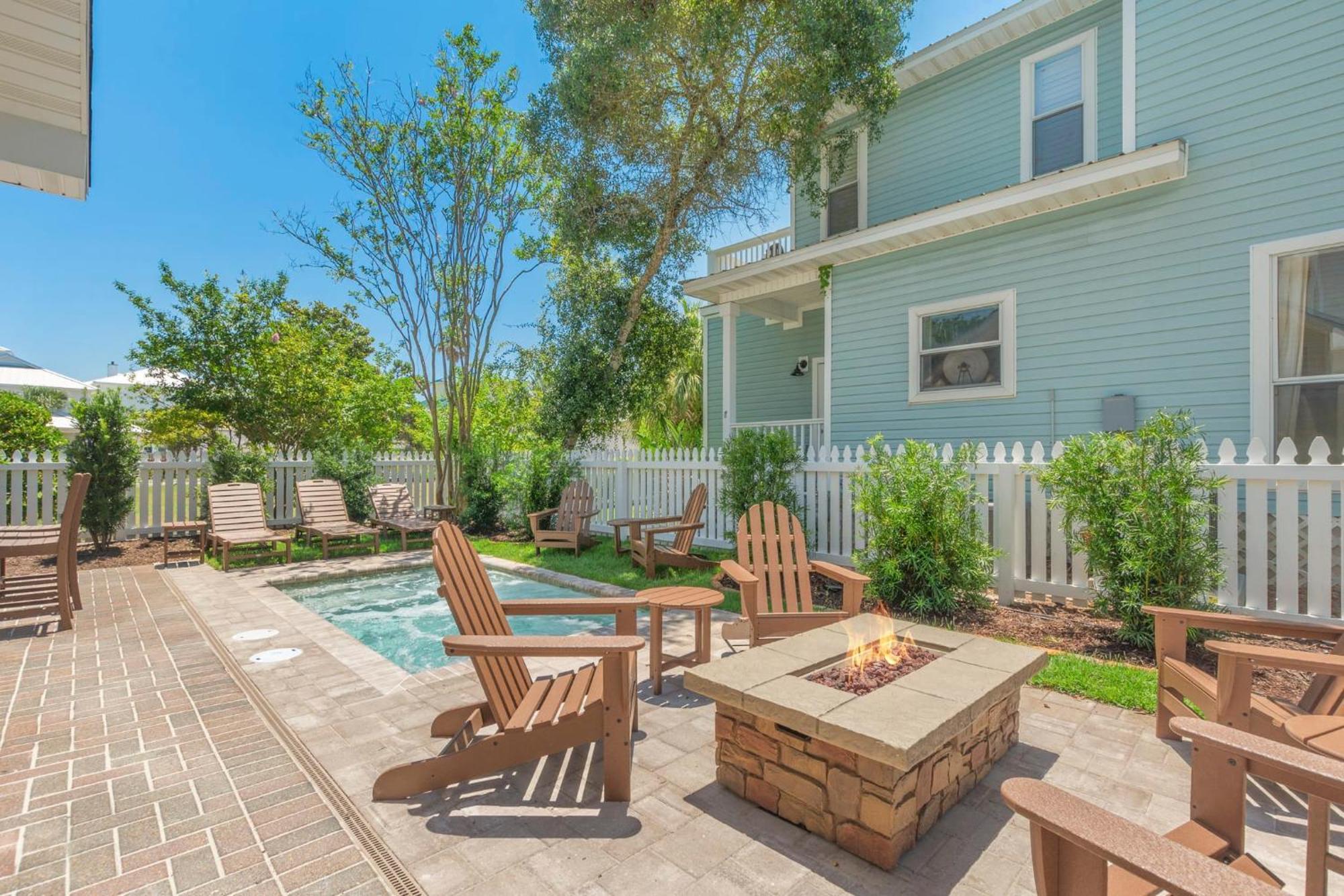 Holiday home The Charleston Free Golf Cart Priv Pool Oasis *