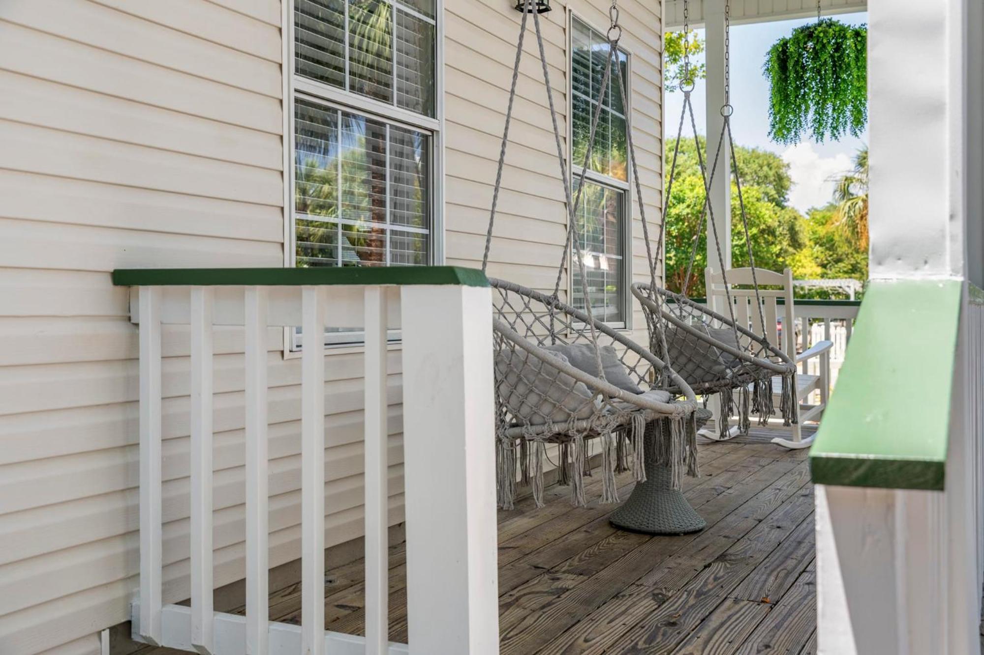The Charleston Free Golf Cart Priv Pool Oasis Holiday home