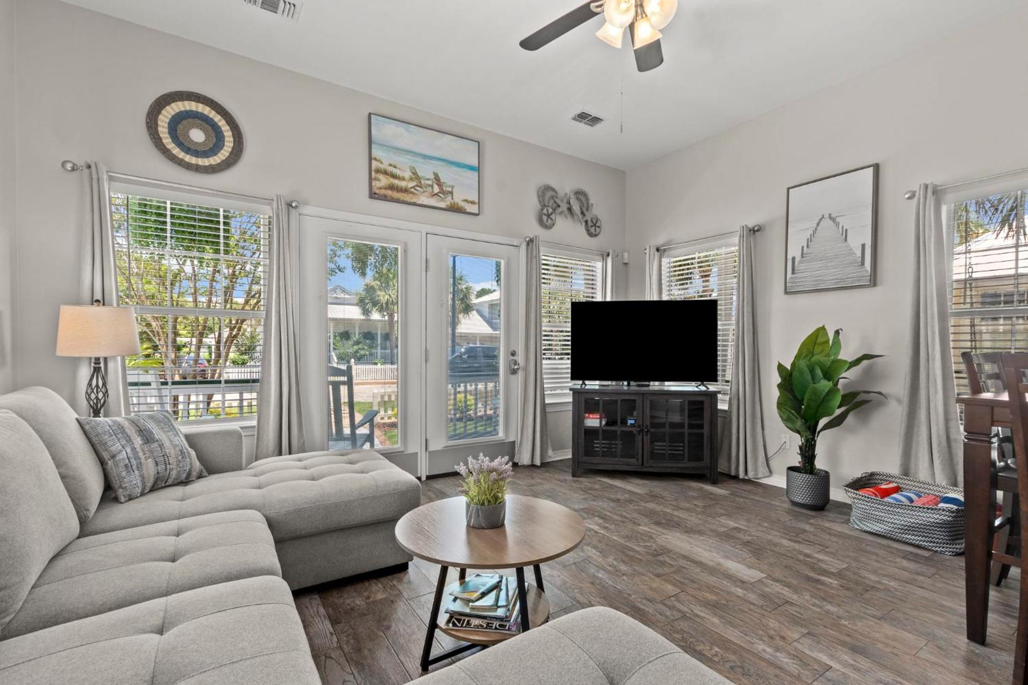 Holiday home The Charleston Free Golf Cart Priv Pool Oasis