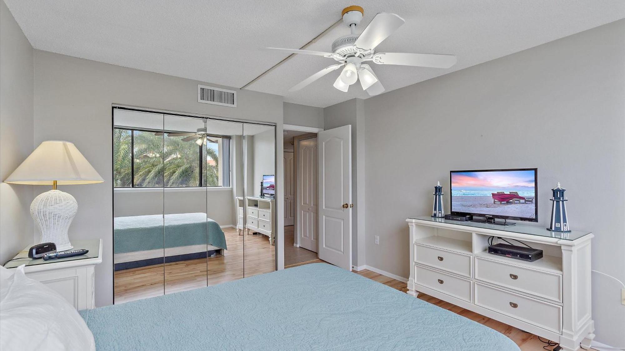 Hawks Sea Nest Apartment *
