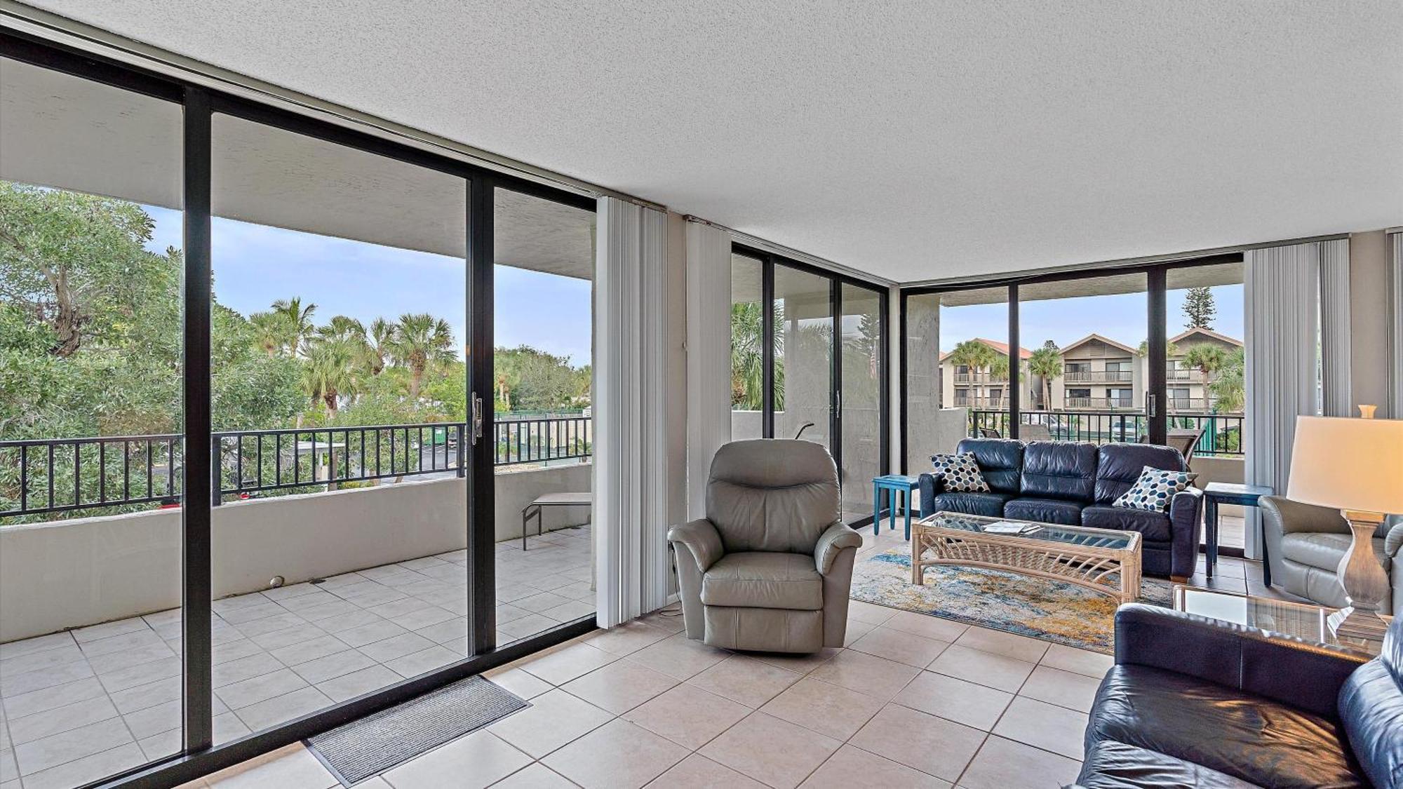 Hawks Sea Nest Siesta Key