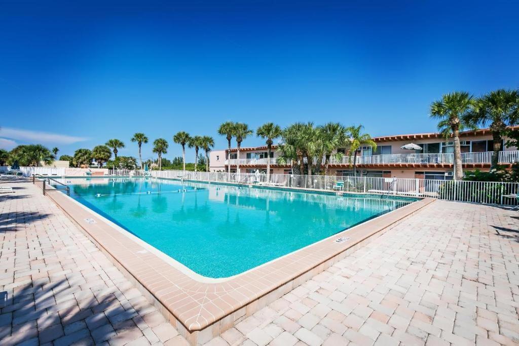 Belleview Gulf Apartment