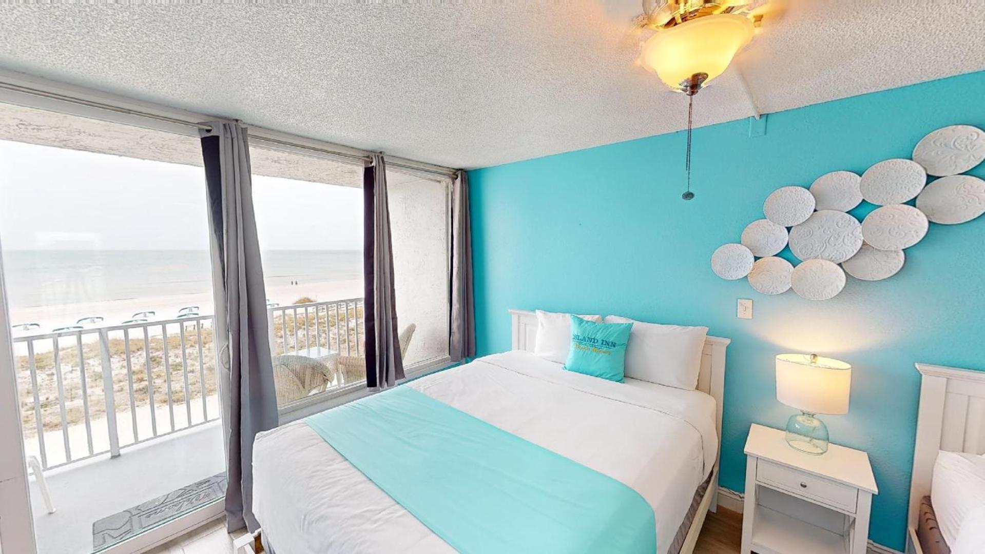 Hotel Island 2*