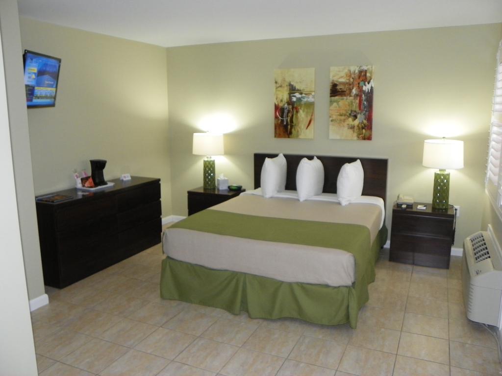Island Shores 3*