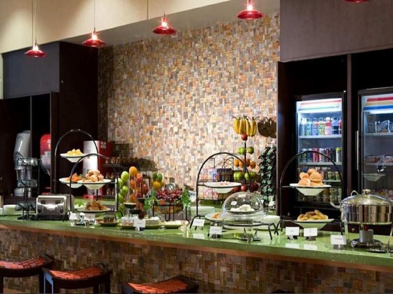 Hotel Doubletree By Hilton Palm Gardens