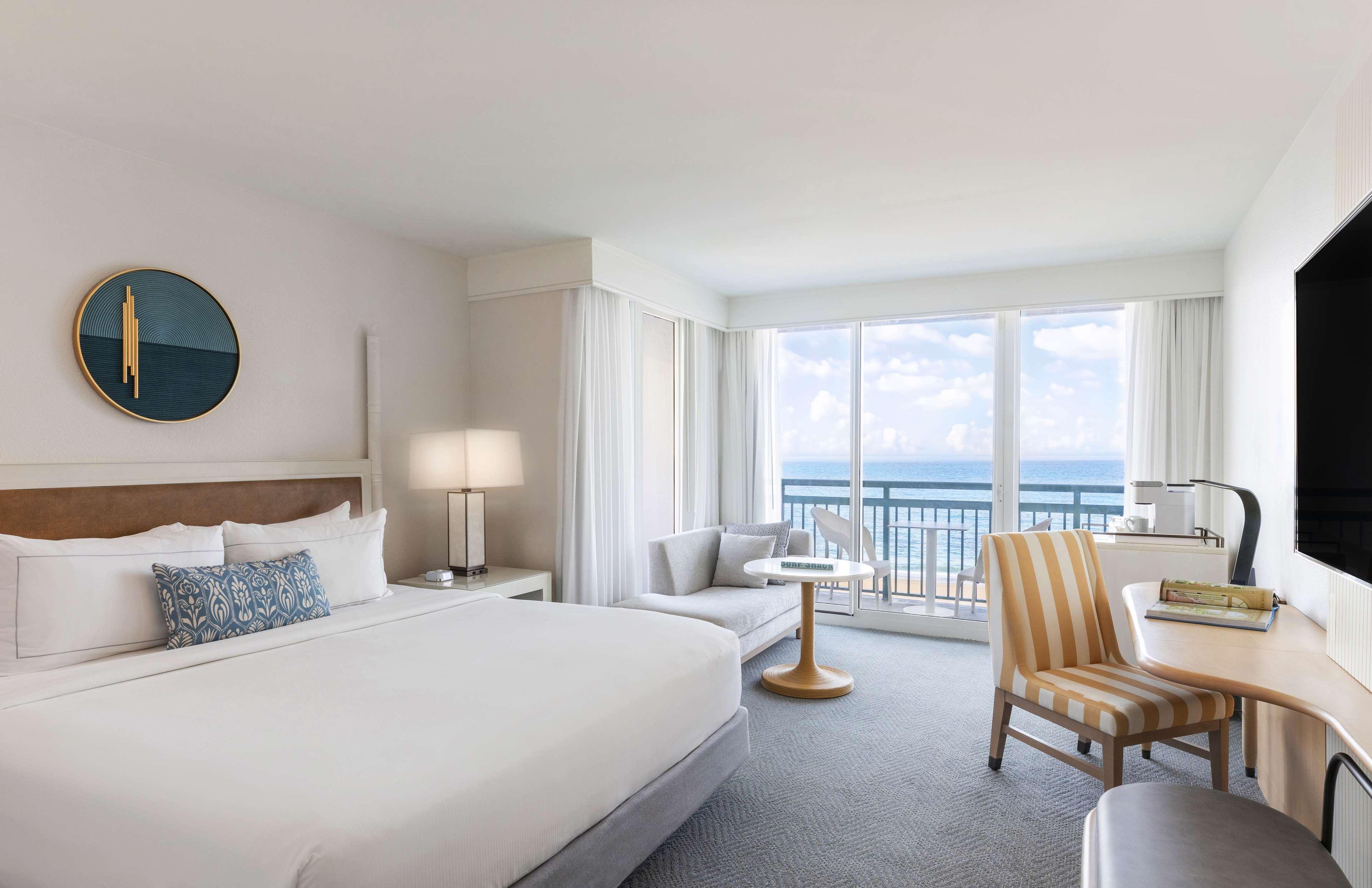 The Singer Oceanfront Resort, Curio Collection By Hilton Resort Riviera Beach