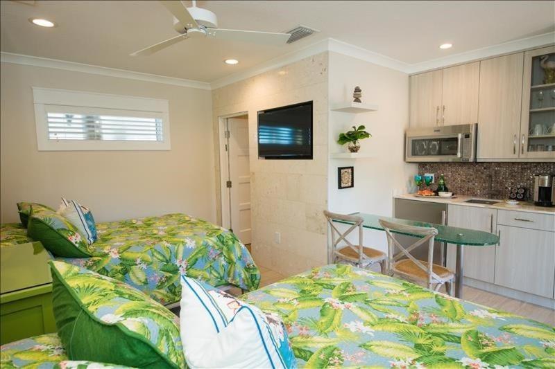 The Rod And Reel 7 Resort Anna Maria