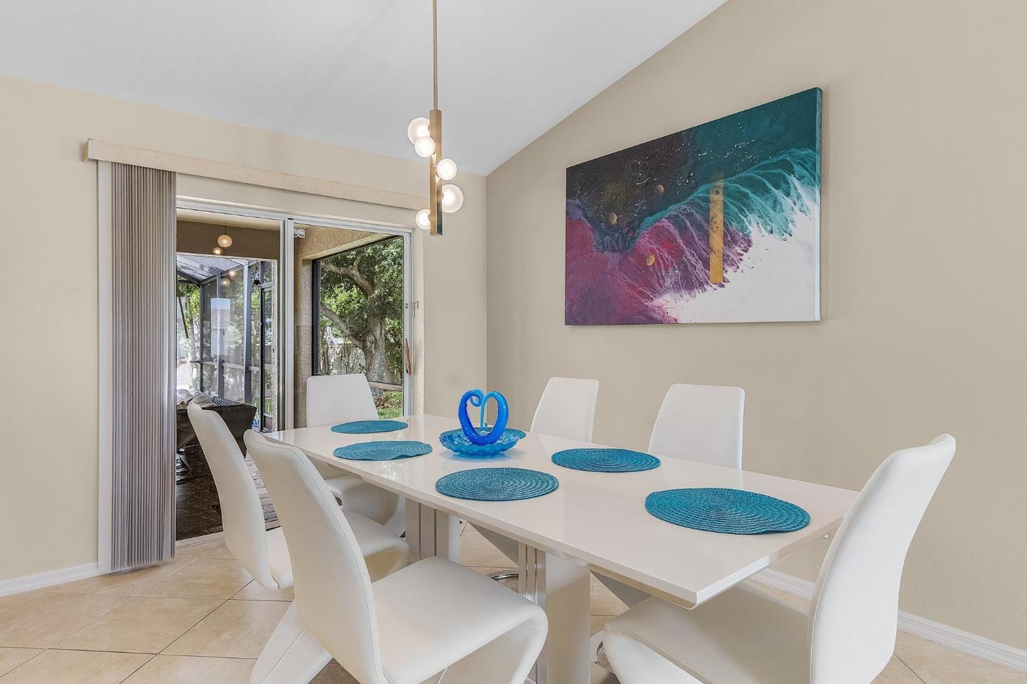 Tropical Oasis, Heated Pool And - Crystal Waters - Roelens Holiday home