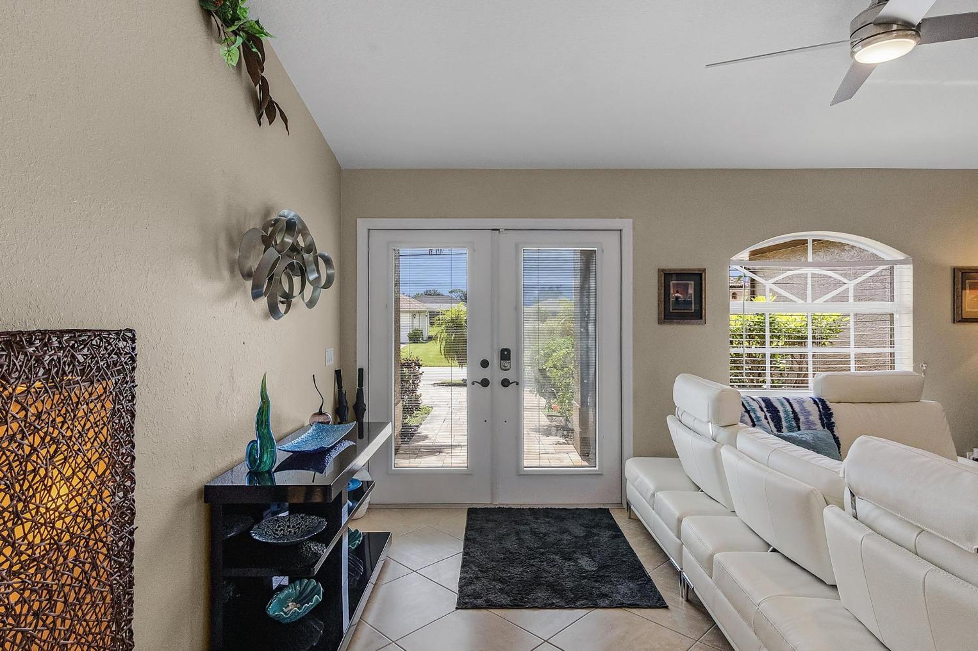 Holiday home Tropical Oasis, Heated Pool And - Crystal Waters - Roelens