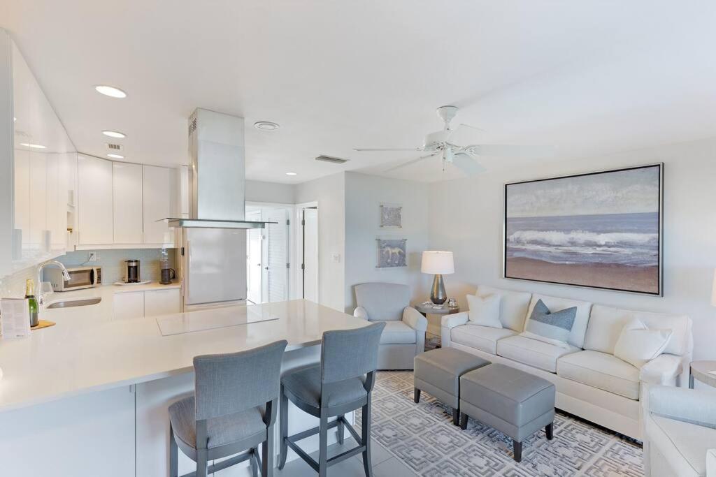 North Shore Six * Longboat Key