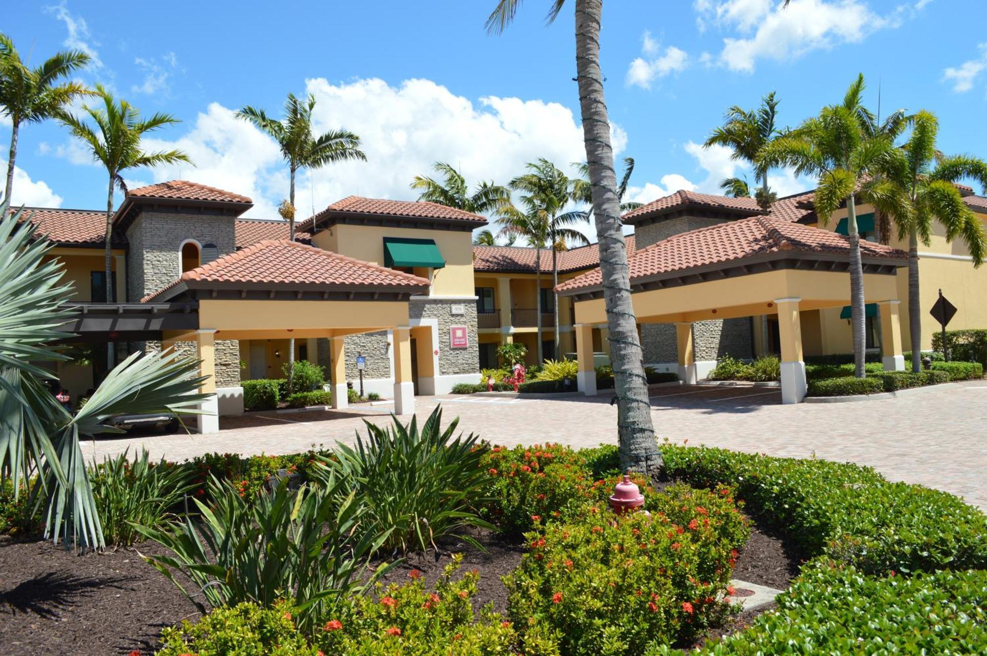 Bay And Marina Resort Naples