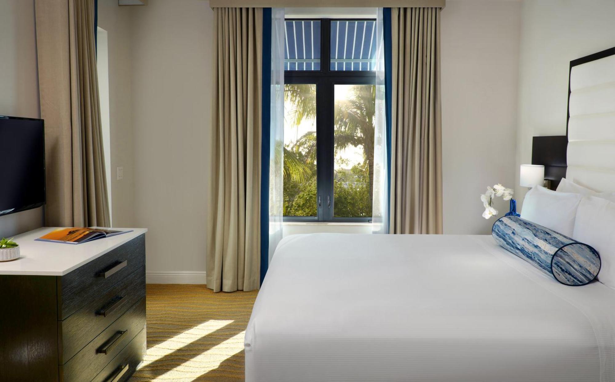 Bay And Marina Resort