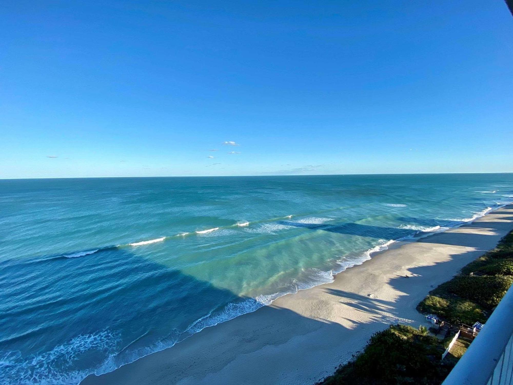 Hotel Radisson Oceanfront