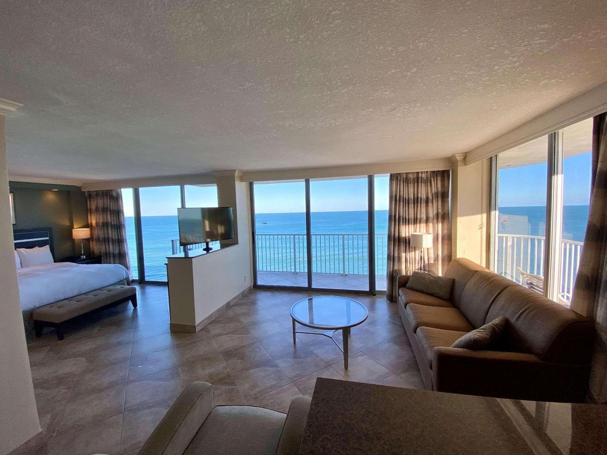 Radisson Oceanfront Hotel