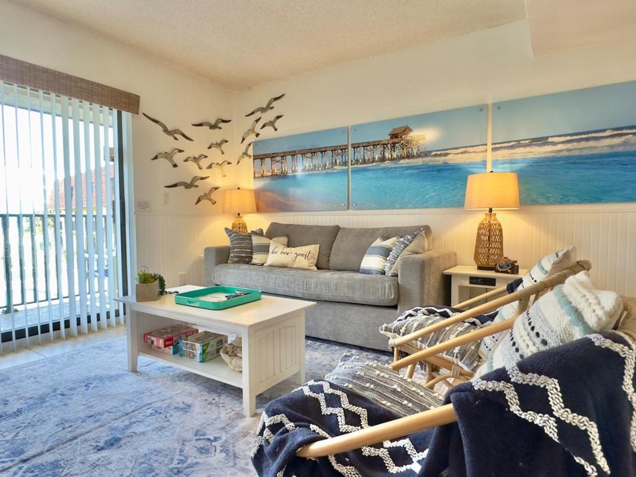 Pier Pressure Beachfront Wpool Apartment *
