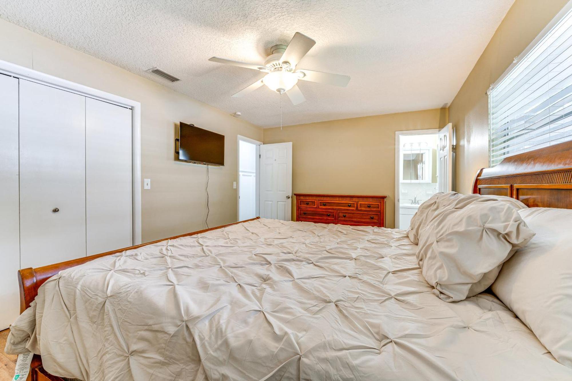 Spacious With Private Outdoor Oasis! Tavares
