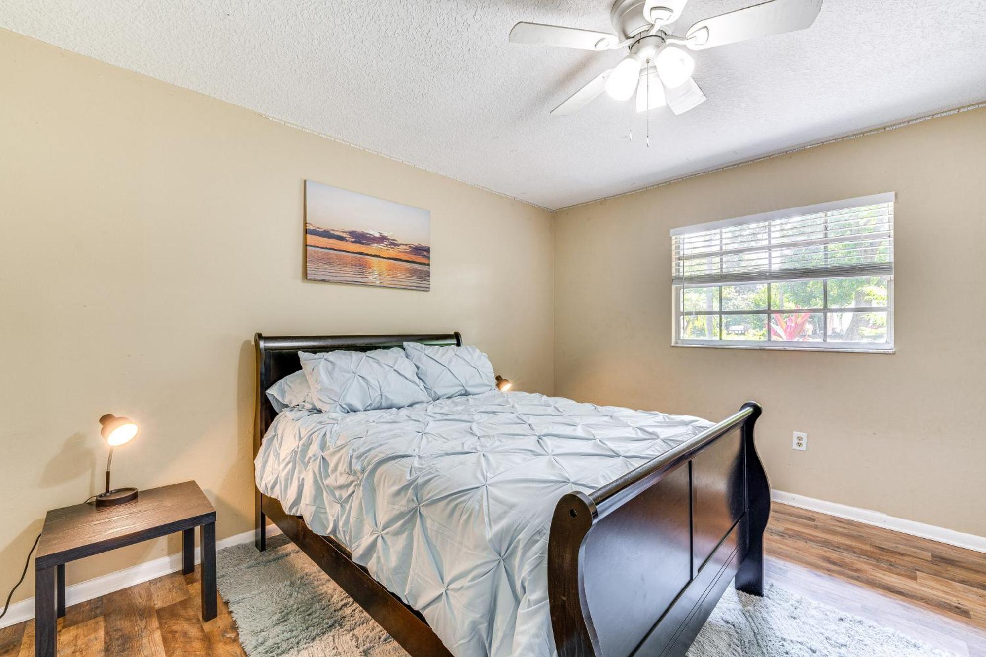 Spacious With Private Outdoor Oasis! * Tavares