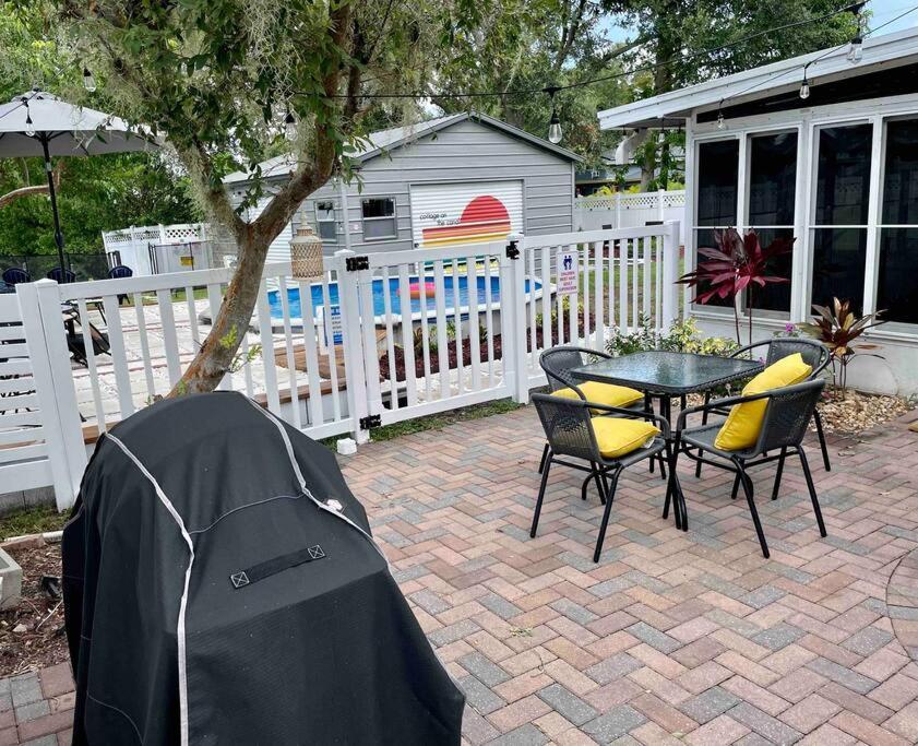 Holiday home Pool - Supplies - Outdoor Shower - Pingpong Table *