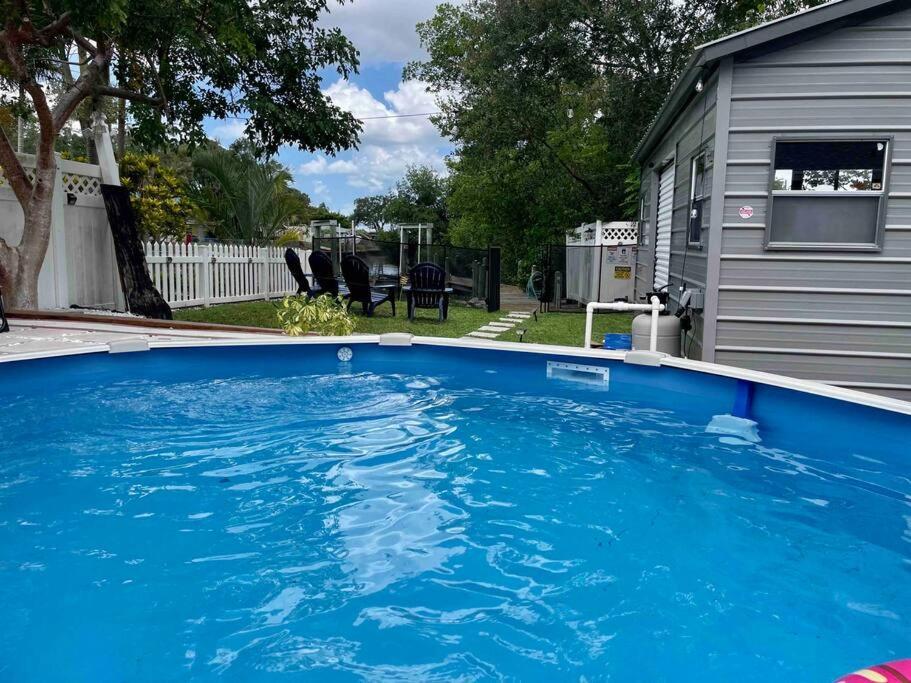 Holiday home Pool - Supplies - Outdoor Shower - Pingpong Table