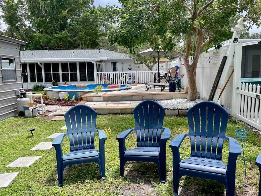 Pool - Supplies - Outdoor Shower - Pingpong Table Holiday home Bradenton