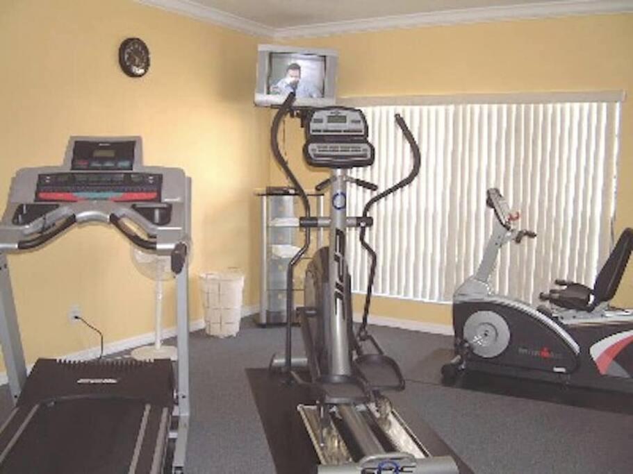 Family Home, Pool, Spa, In Gated -126 Holiday home Orlando