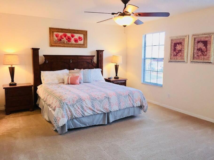Family Home, Pool, Spa, In Gated -126 *