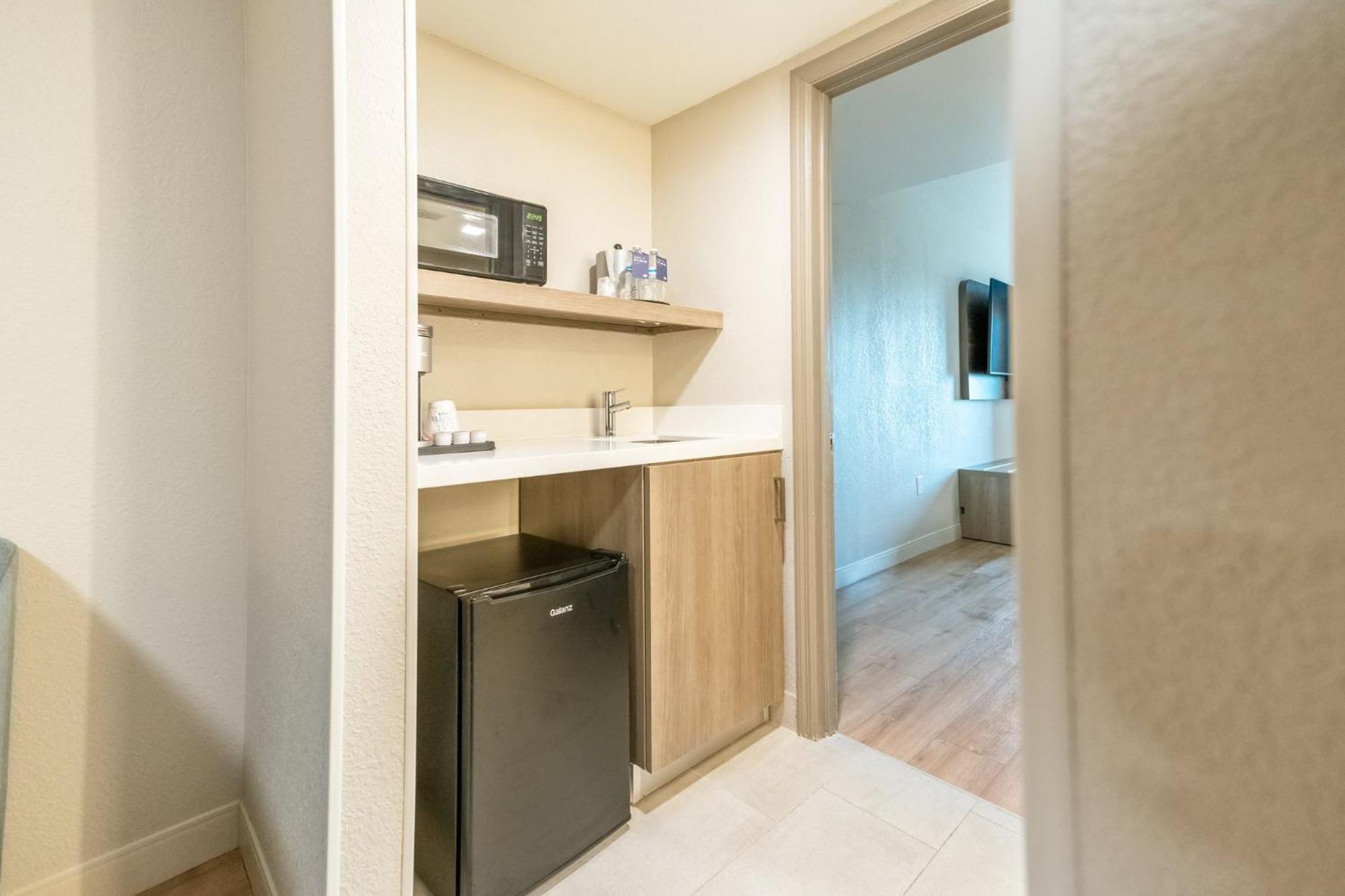 Express & Cocoa By Ihg Cocoa Beach
