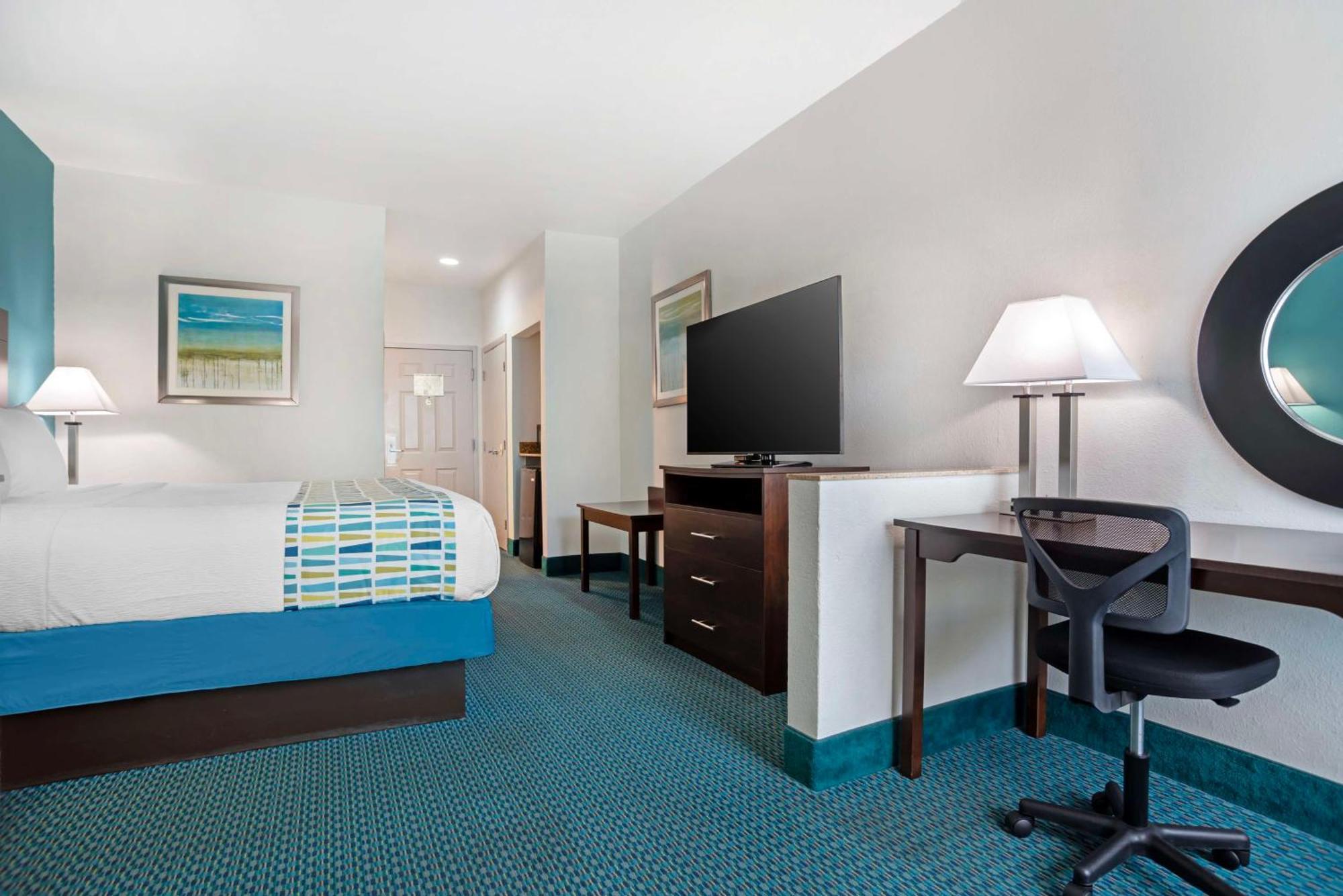 Hotel Western Blue Angel 3*